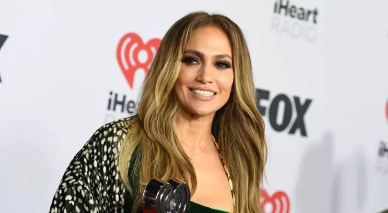 Jennifer Lopez's updated Net Worth, salary and income